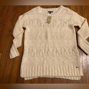 American Eagle chunky cream cable knit sweater